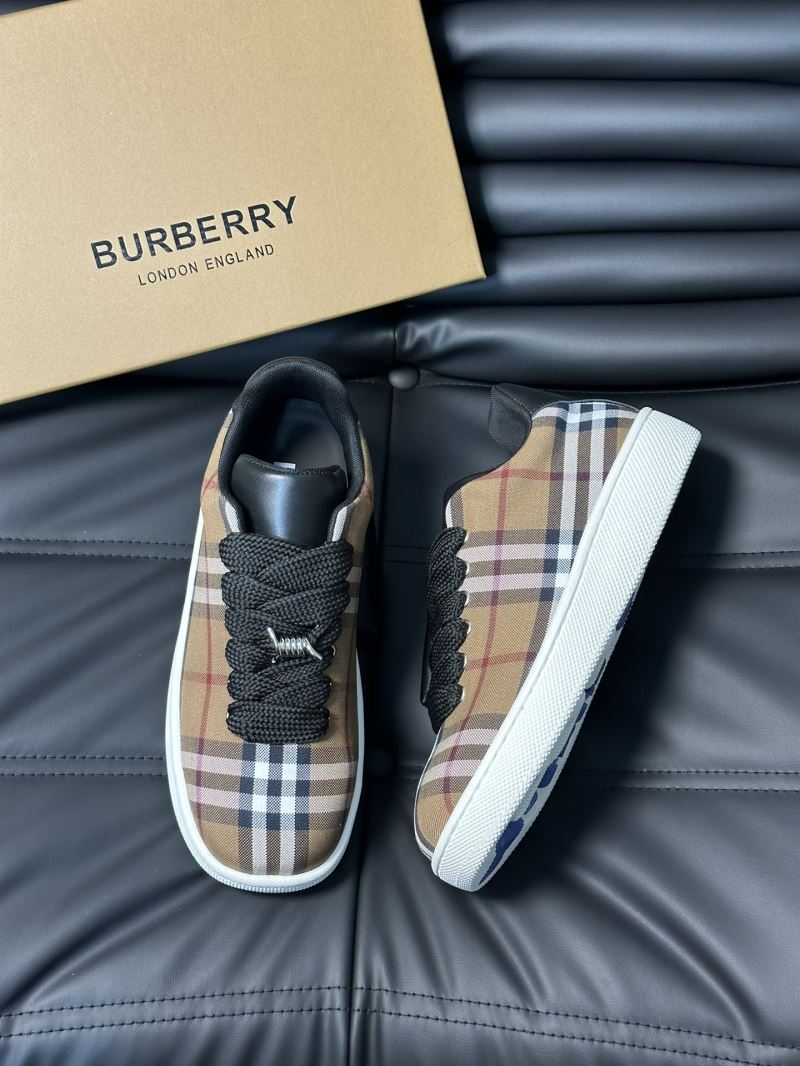 Burberry Low Shoes